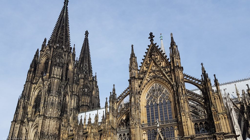 Side of Cologne cathedral, two towers to the left